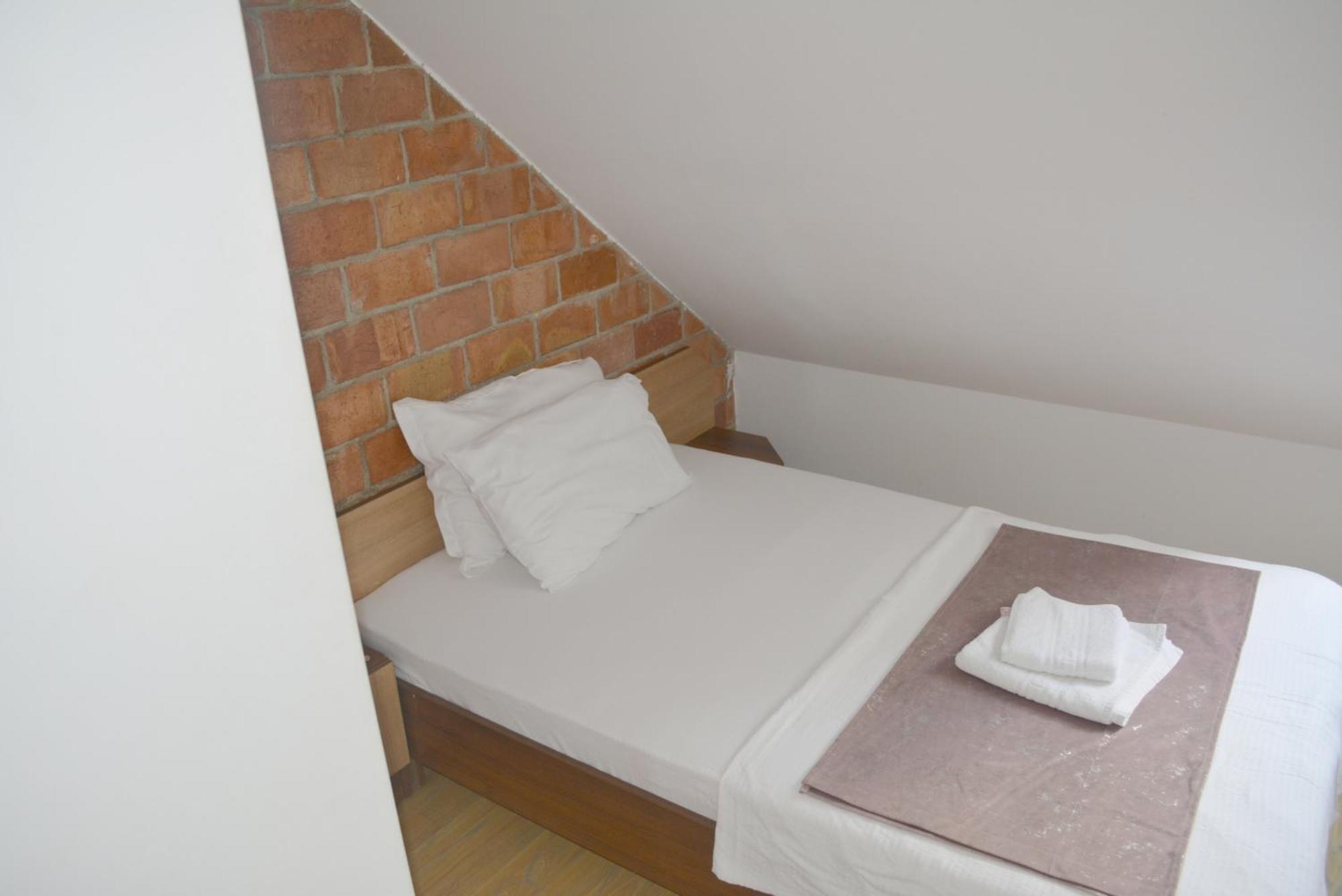 Colina Restaurant & Events Hotel Bistrita  Room photo
