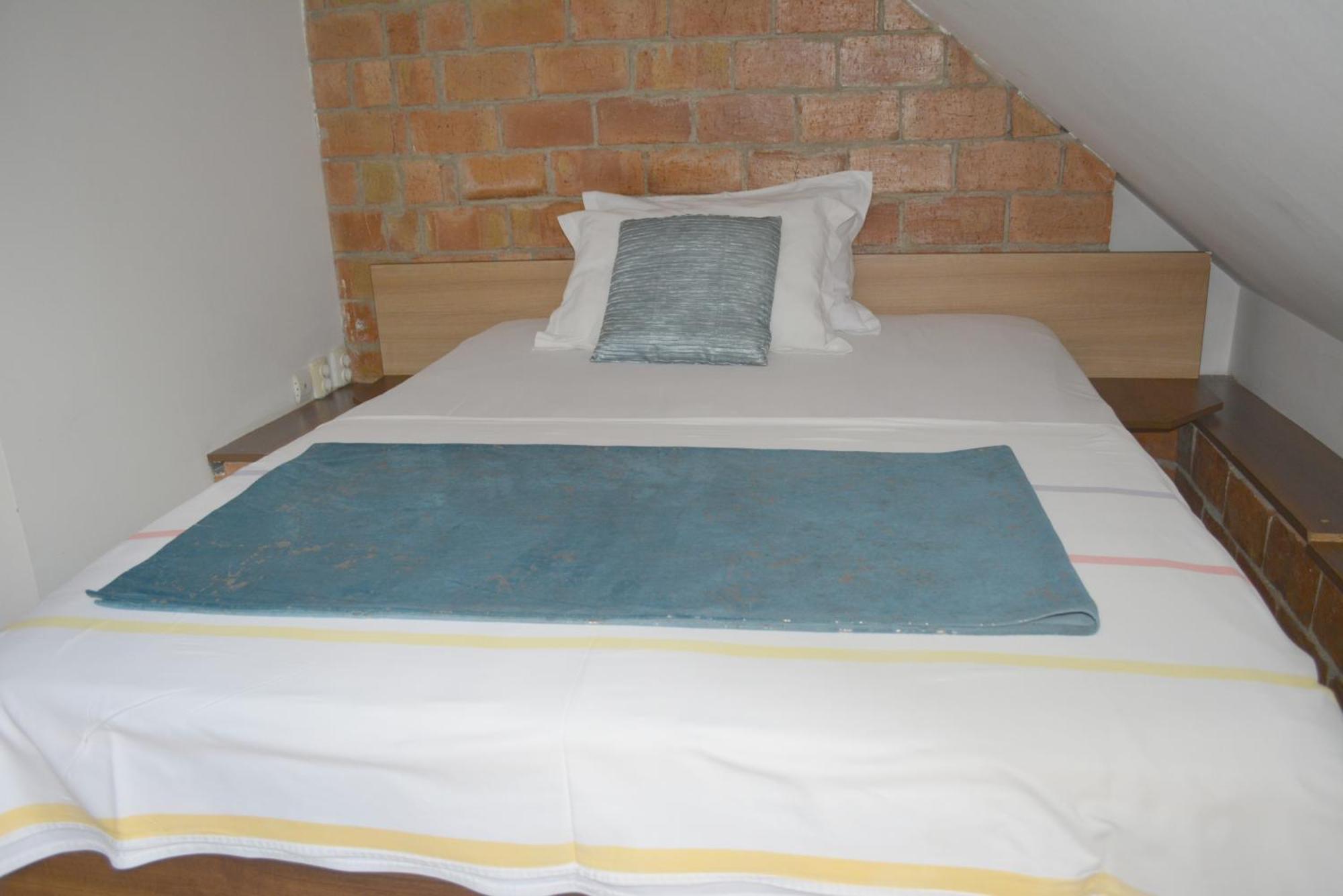 Colina Restaurant & Events Hotel Bistrita  Room photo