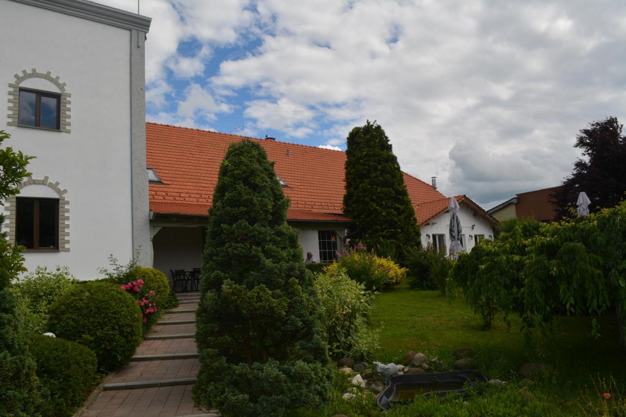Colina Restaurant & Events Hotel Bistrita  Exterior photo