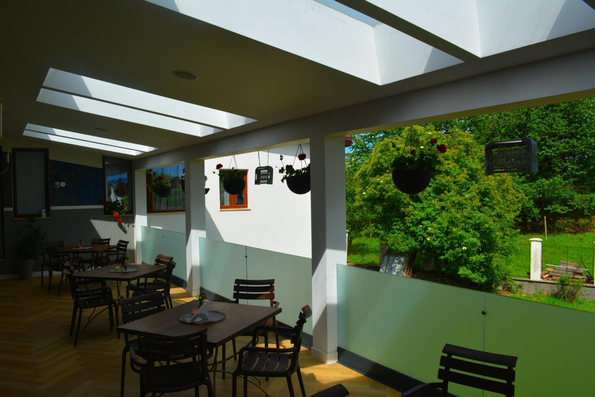 Colina Restaurant & Events Hotel Bistrita  Exterior photo